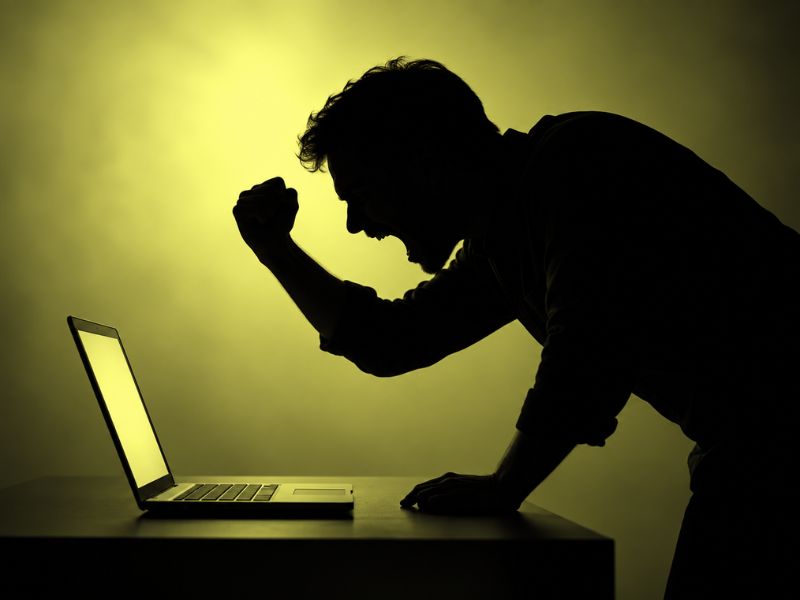 Discurso de ódio nas redes sociais pode gerar indenização?